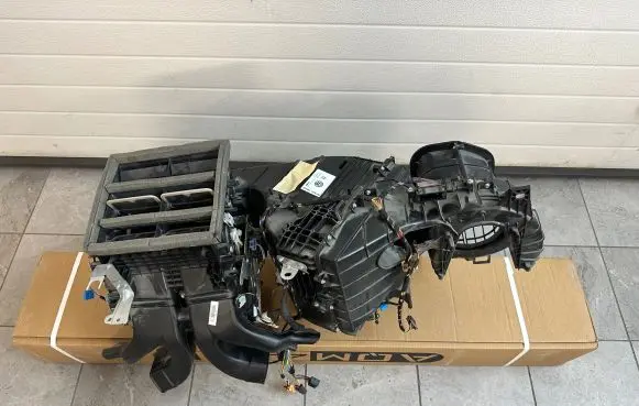 Volkswagen Amarok Interior heater climate box assembly housing 2H1820005AC