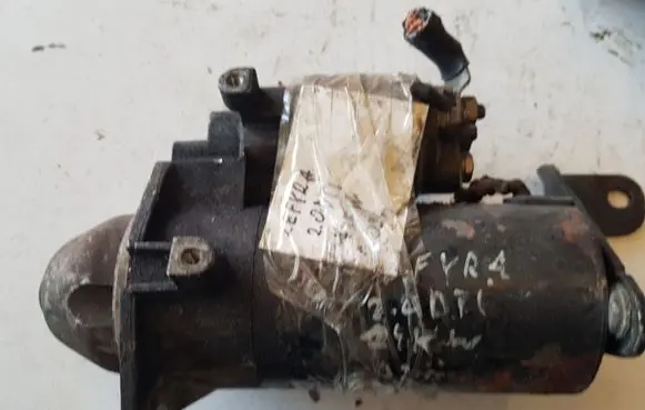 Opel Zafira A Starter motor