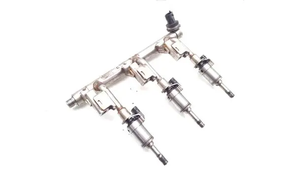 Ford C-MAX II Fuel injectors set 0261500556 DM5G9H487AC