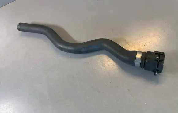 BMW 5 E39 Engine coolant pipe/hose 8378953 64218378953