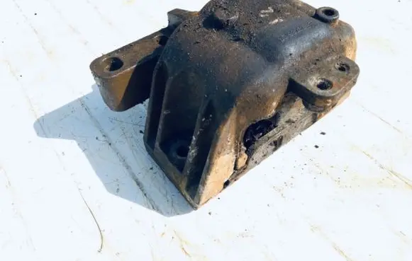Volkswagen Golf IV Engine mount bracket 1j0199262