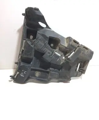 Volvo XC70 Front bumper mounting bracket 31214960