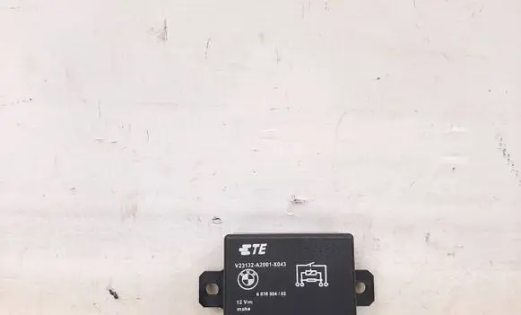 BMW M8 F91 F92 G14 G15 Coolant fan relay 6836504 8794011 61366836504