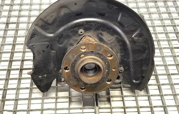 Volkswagen PASSAT B8 Front wheel hub spindle knuckle