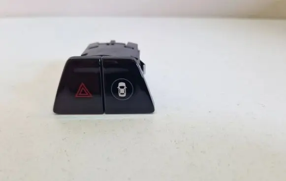 BMW 7 G11 G12 Hazard light switch 938353503 3474320103 2C938353503