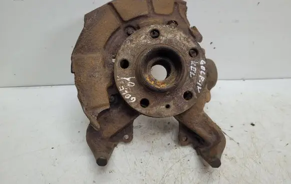 Volkswagen Golf IV Front wheel hub