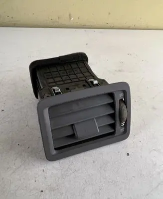 Hyundai Tucson JM Dashboard side air vent grill/cover trim 974902E000 974902E00 974902000