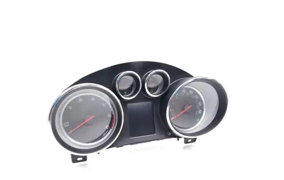Opel Zafira C Speedometer (instrument cluster) 769166-750U
