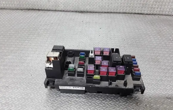 Subaru Forester SH Fuse module 82241SC020PD