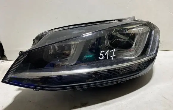 Volkswagen Golf VII Headlight/headlamp dust cover 044933 90044681