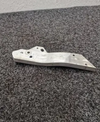 Mercedes-Benz E W213 Radiator support slam panel bracket T52785A