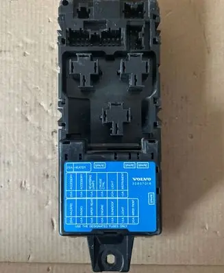 Volvo S40, V40 Fuse module 91040806