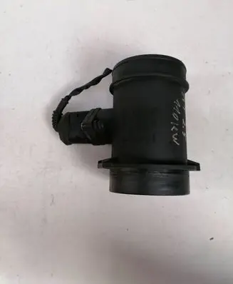 Audi A4 S4 B5 8D Mass air flow meter 059906461B 0281002403