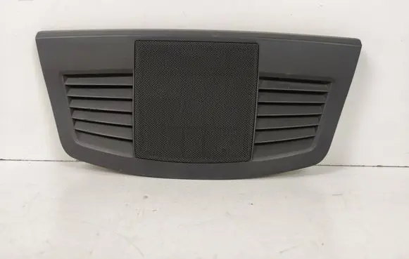 BMW 3 E90 E91 Dashboard lower bottom trim panel 10822910 7123750