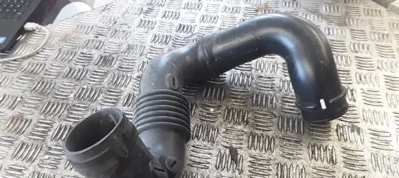 Opel Movano B Air intake duct part 165554107R