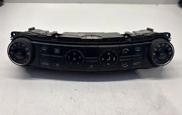 Mercedes-Benz E W211 Climate control unit 2118300385