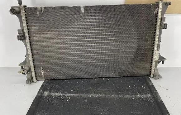 Renault Laguna II Coolant radiator 8200008764B 150710201F05