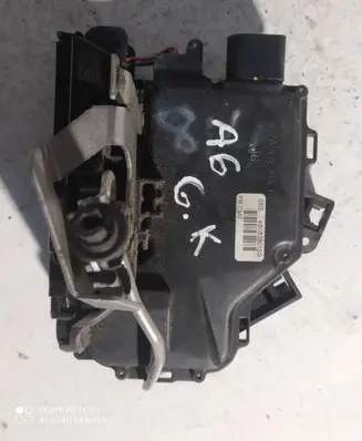 Audi A6 S6 C5 4B Rear door lock 4B0839015G