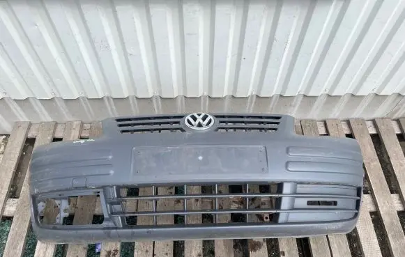 Volkswagen Caddy Front bumper 2K0807221