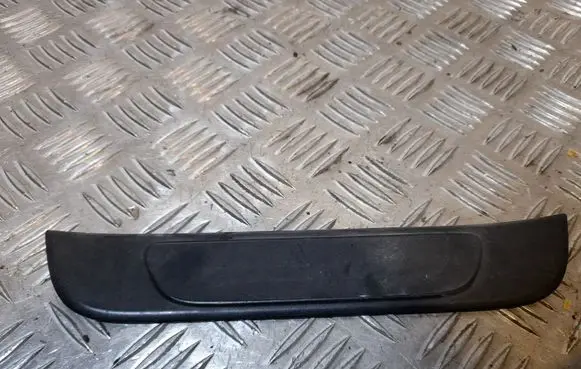 Audi A3 S3 8V Side skirt rear trim 8V4853558