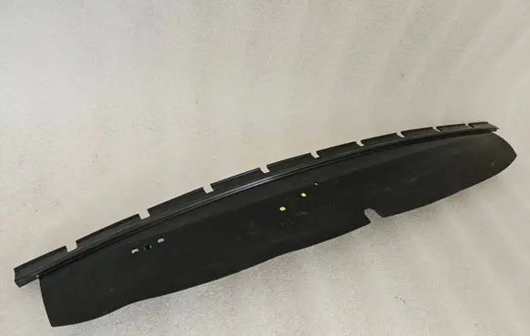 Audi A8 S8 D2 4D Radiator trim 4D0121333C
