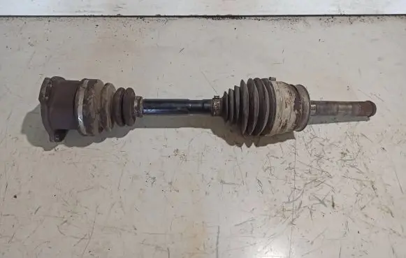 Nissan King Cab, Navara Front driveshaft