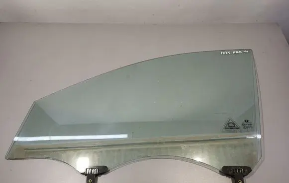 Hyundai ix35 Front door window glass four-door