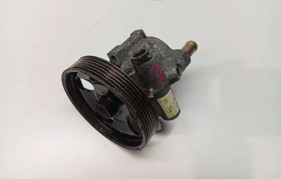 Renault Laguna II Power steering pump 8200100082