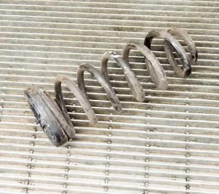 Hyundai Tucson TL Rear coil spring
