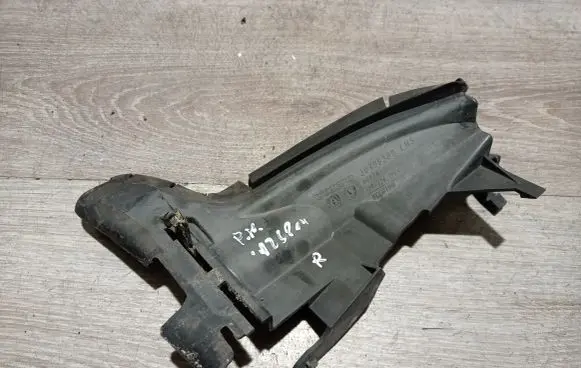 Volvo S80 Intercooler air guide/duct channel 30796389