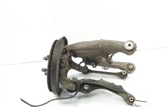 Volkswagen Phaeton Rear wheel hub spindle/knuckle 