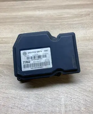 Volkswagen PASSAT CC ABS Pump 3AA614109N 17654033