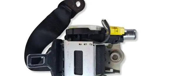 Mercedes-Benz C W204 Rear seatbelt 34011821C 82040H 1177605