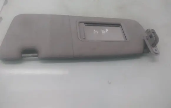 Sun visor