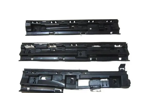 BMW X1 F48 F49 Fog light bracket 7332329