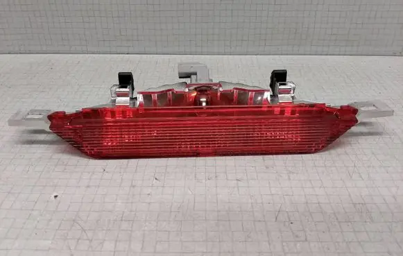 Toyota Corolla E120 E130 Third/center stoplight 52023