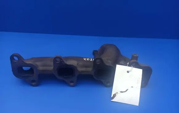 Lexus IS 220D-250-350 Exhaust manifold AT26110