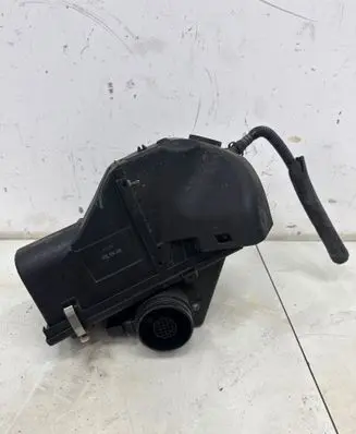 BMW 3 E90 E91 Air filter box 10991213D
