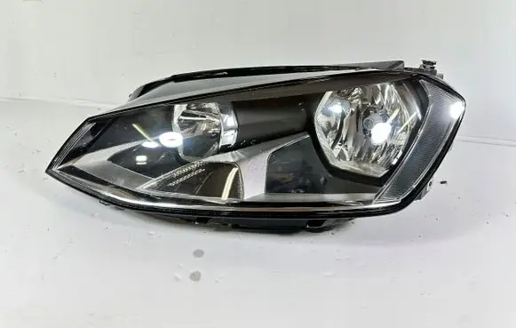 Volkswagen Golf VII Rear/tail lights
