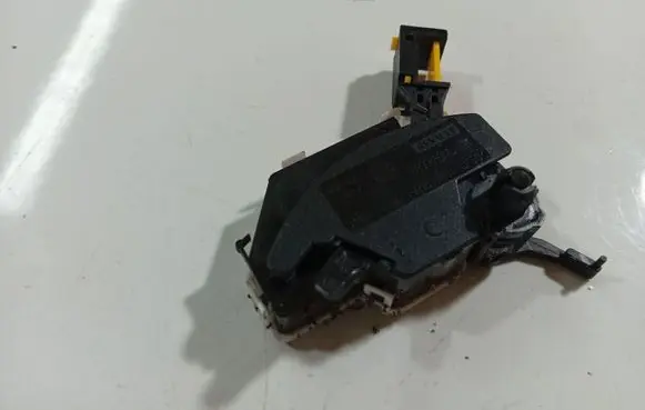 Renault Laguna II Clutch pedal sensor 8200666173