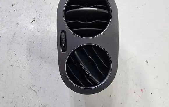 Volkswagen Tiguan Dashboard side air vent grill/cover trim 5N0819709 5N0819703C