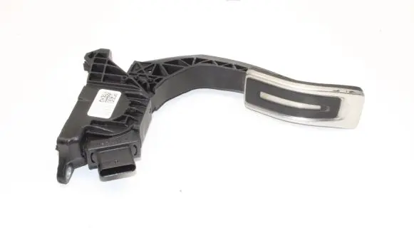 Audi A4 S4 B9 8W Accelerator throttle pedal 8W1723523A