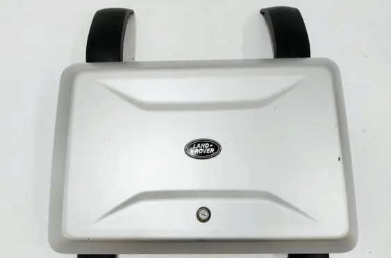 Land Rover Defender Glove box