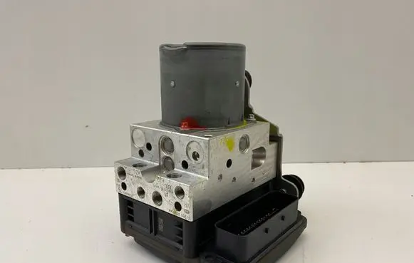 Audi R8 4S ABS Pump 4S0907379A