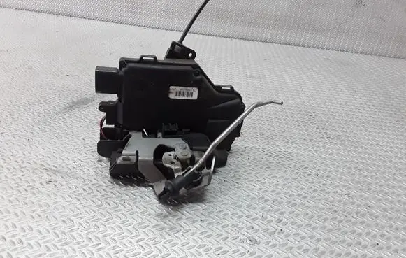 Audi A4 S4 B6 8E 8H Rear door lock 8E0839015C
