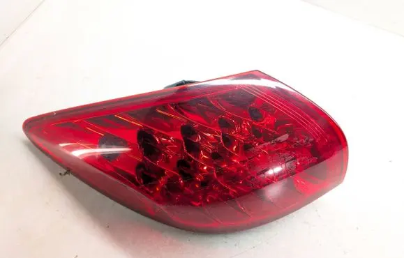 Infiniti QX50 (J50) Rear/tail lights P7008 P7669 7008