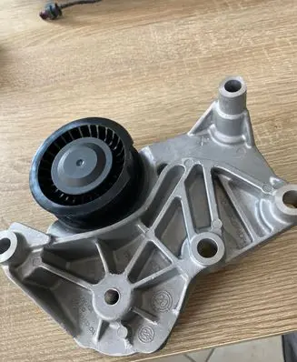 Land Rover Range Rover Velar Generator/alternator belt tensioner GX738A619DA