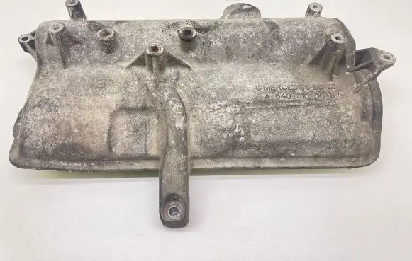 Rocker cam cover