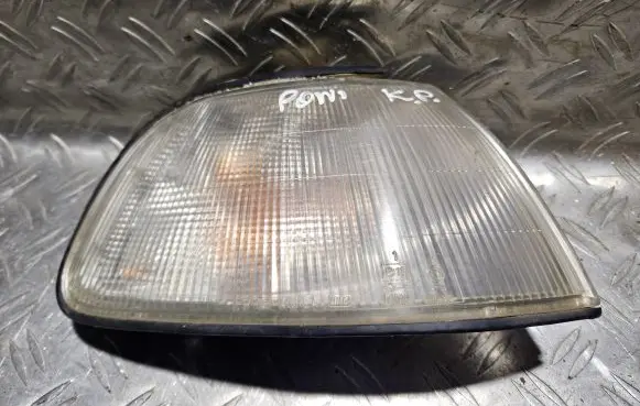 Hyundai Pony Front indicator light 6R01916 01916