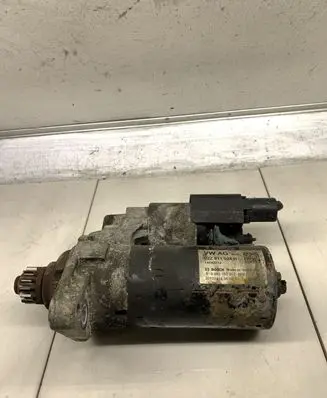 Volkswagen PASSAT B7 Starter motor 02Z911024H